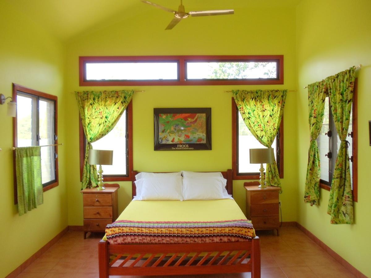 Lower Dover Jungle Lodge & Maya Ruins Unitedville ห้อง รูปภาพ